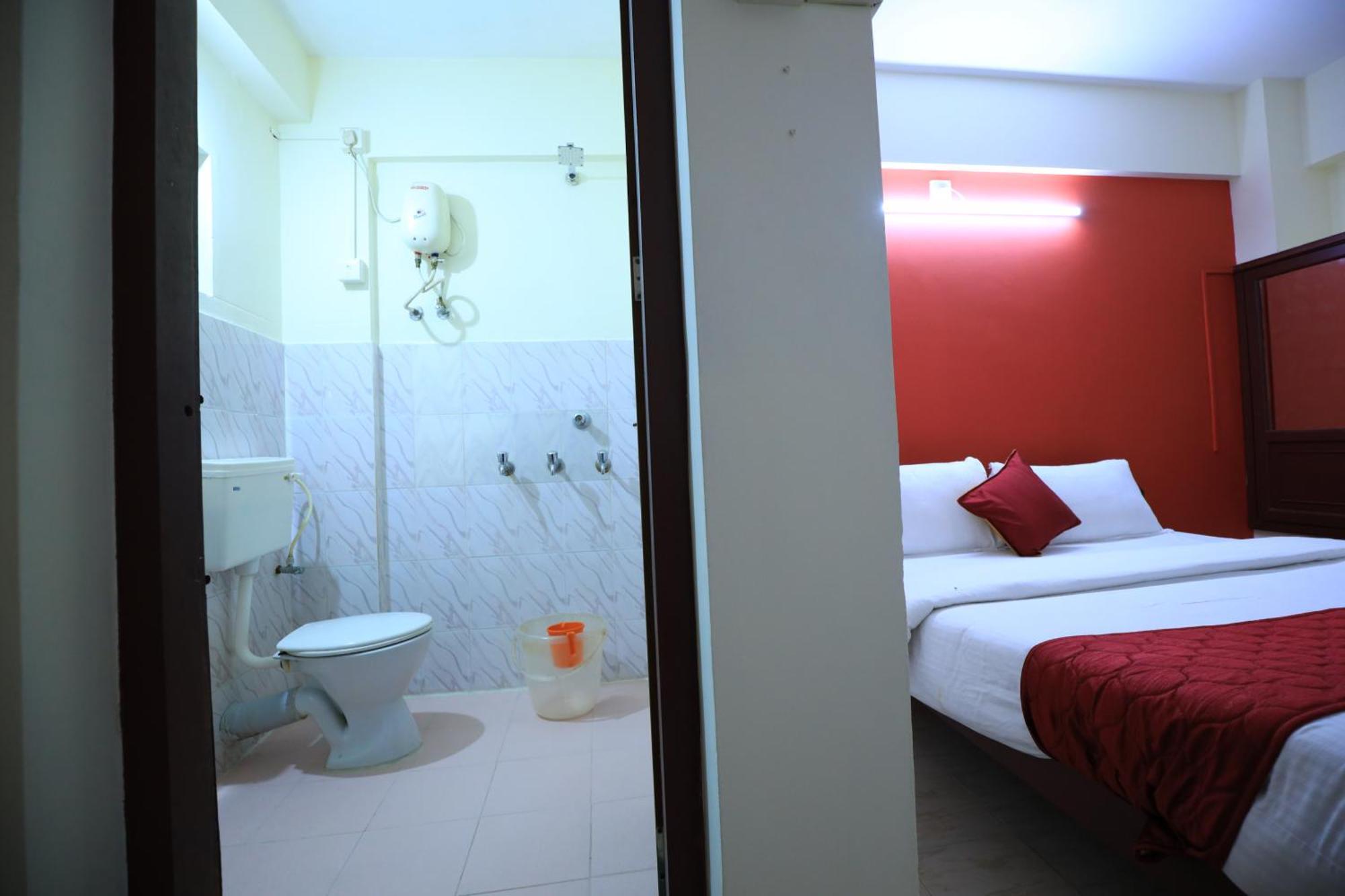 Hotel Gamas Inn Thiruvananthapuram ภายนอก รูปภาพ